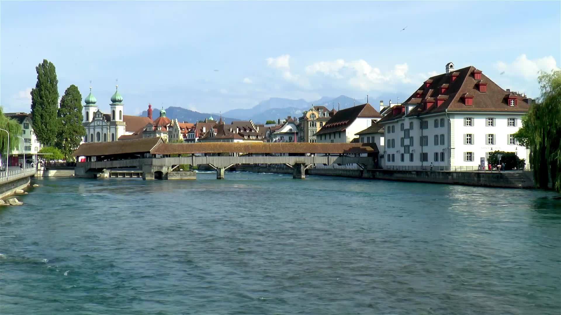 卢塞恩的斯普罗伊尔桥视频的预览图