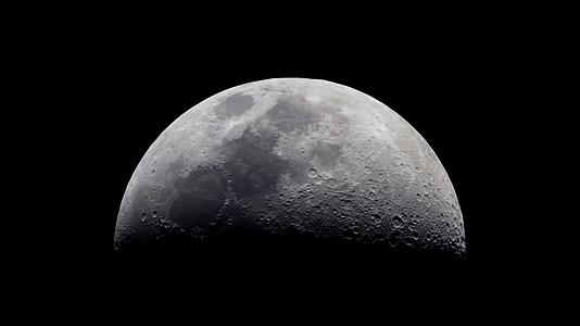 旅行月亮视频的预览图