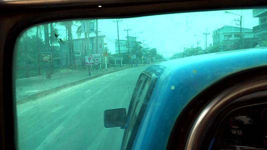 在泰国乘车旅行视频的预览图