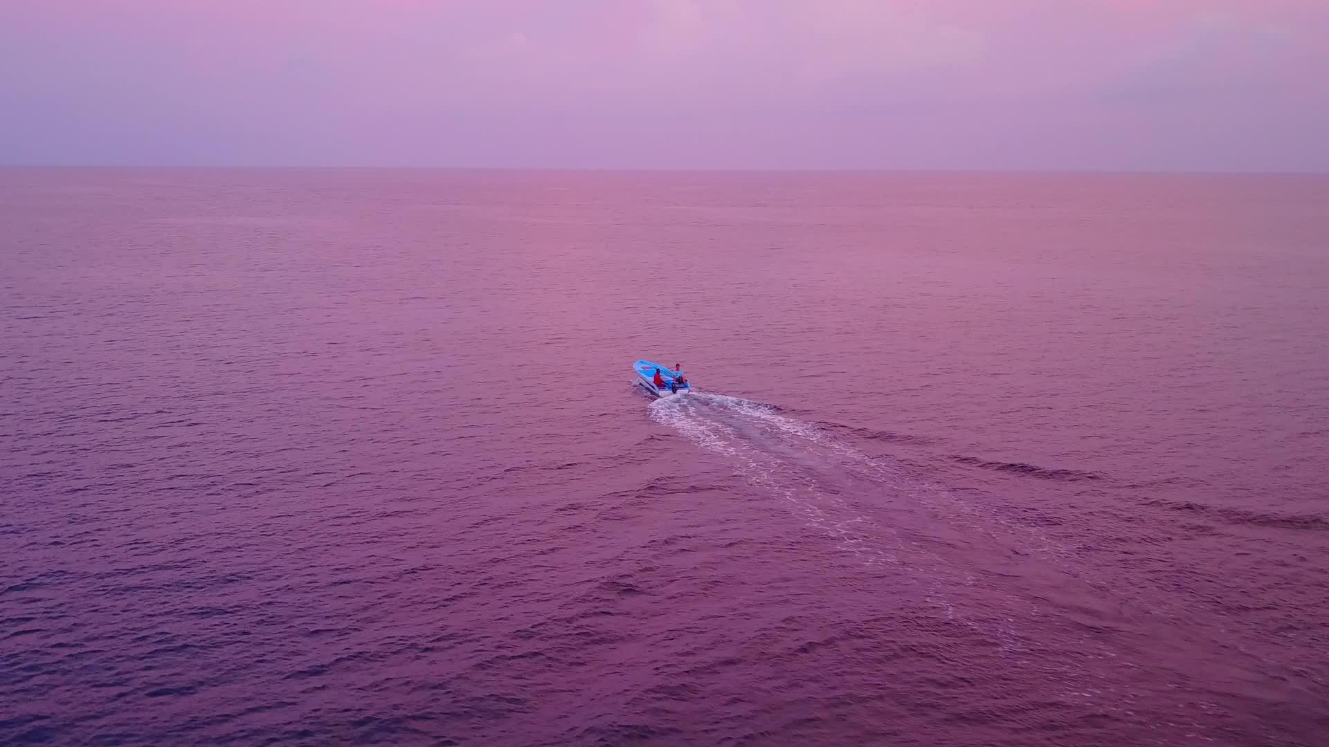 白色沙底浅环礁湖的海滩冒险视频的预览图