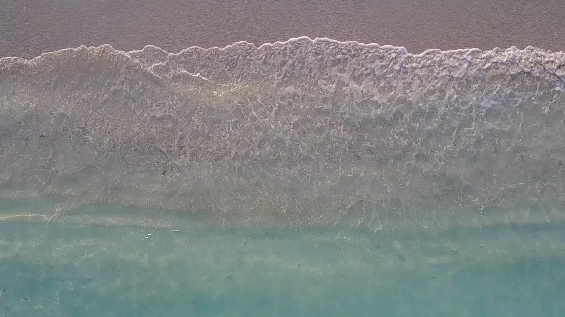 宁海湾海滩时间无人驾驶基于清水和明沙底浅沙视频的预览图