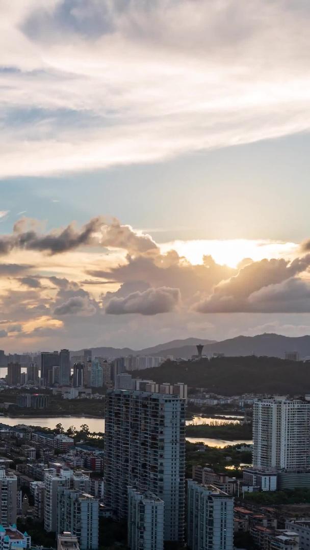 城市天际线日夜延迟视频的预览图