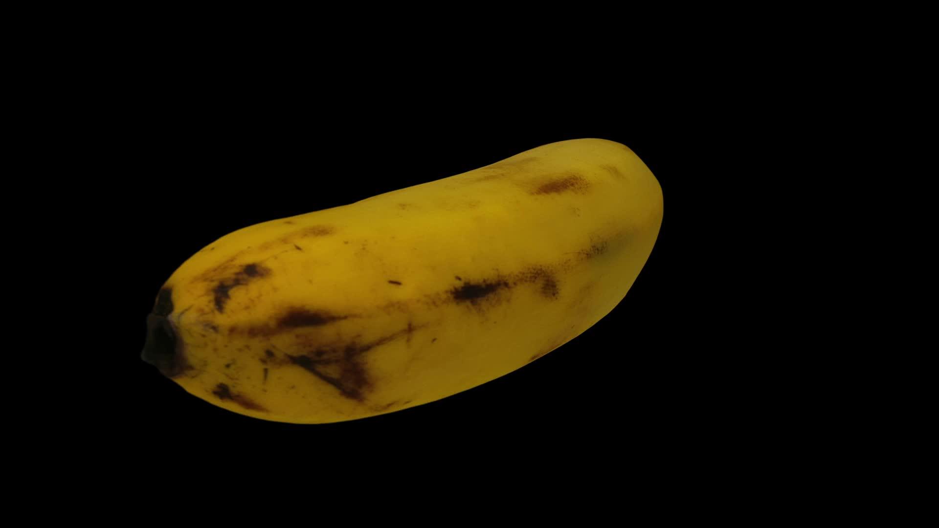 在黑色背景04a旋转香蕉视频的预览图