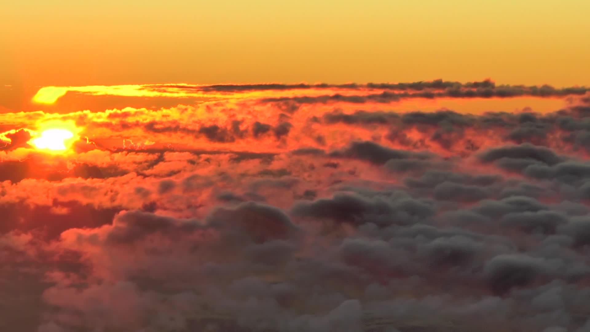彩色日落云空中视频视频的预览图