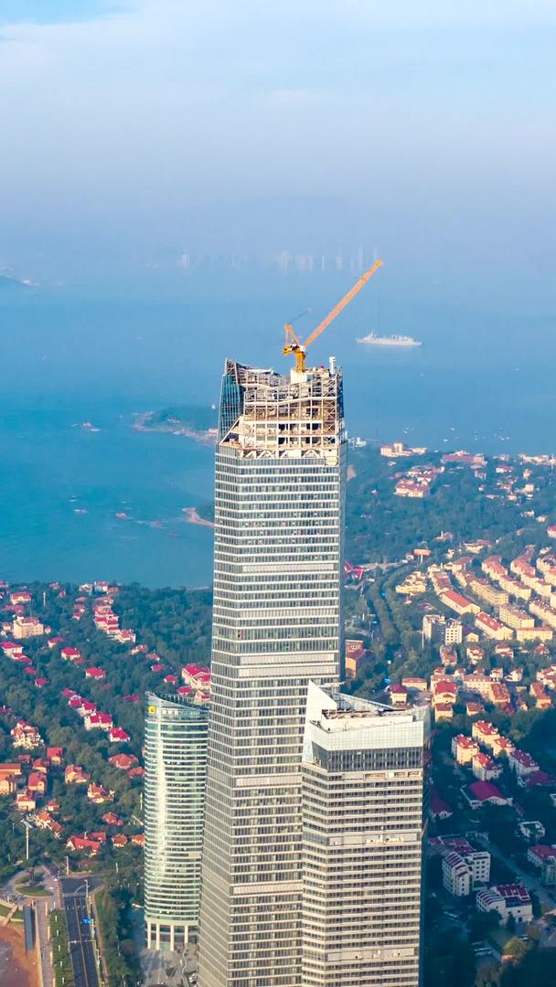 海天中心航拍延迟在山东省最高建筑建设中视频的预览图