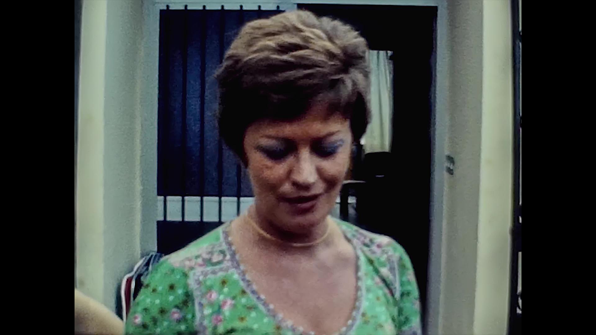 1976年妇女1970年代视频的预览图