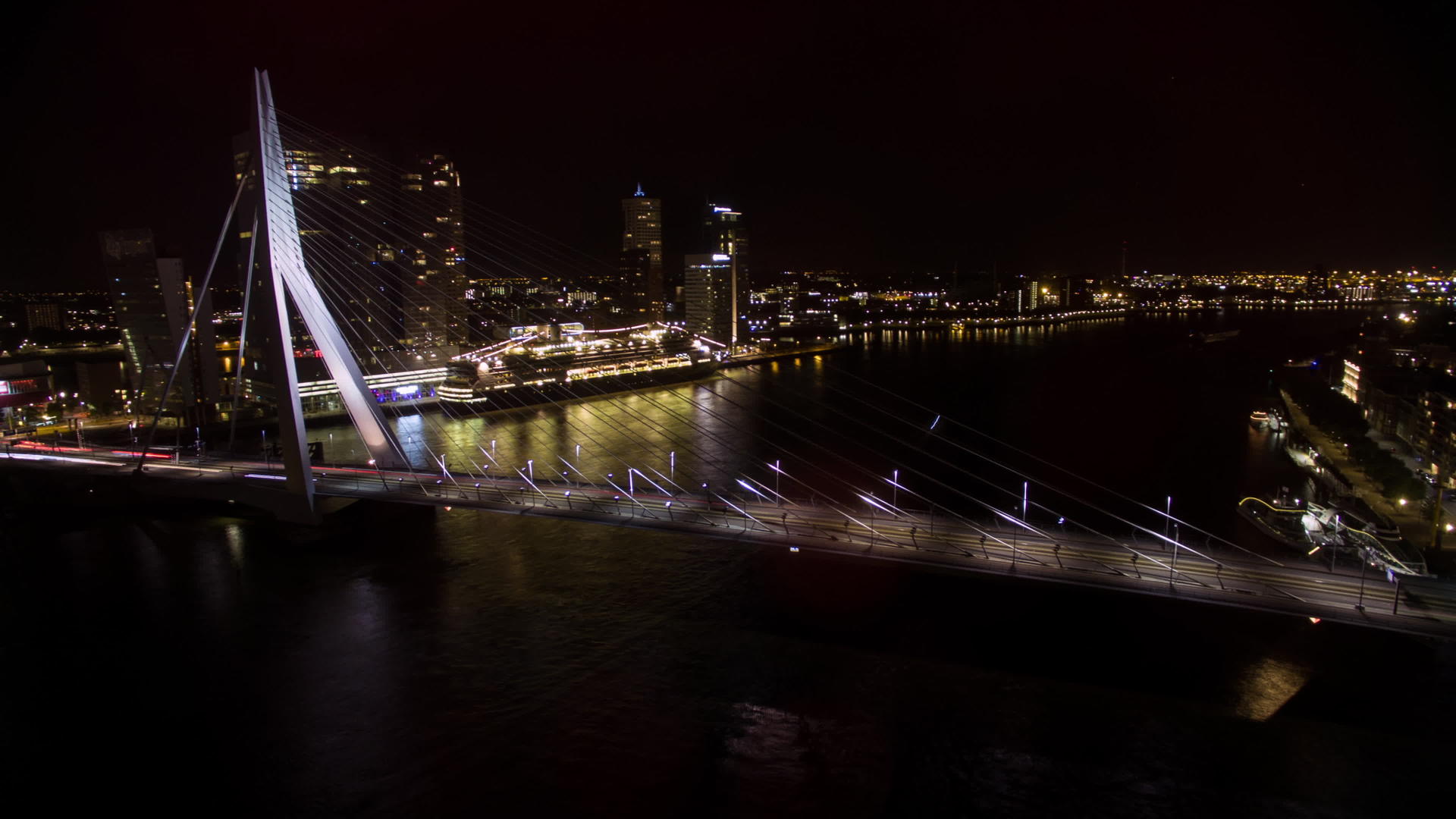 时代桥的交通时间已经过了深夜视频的预览图