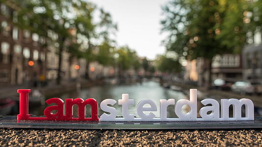 城市和Amsterdam口号时间倒塌视频的预览图