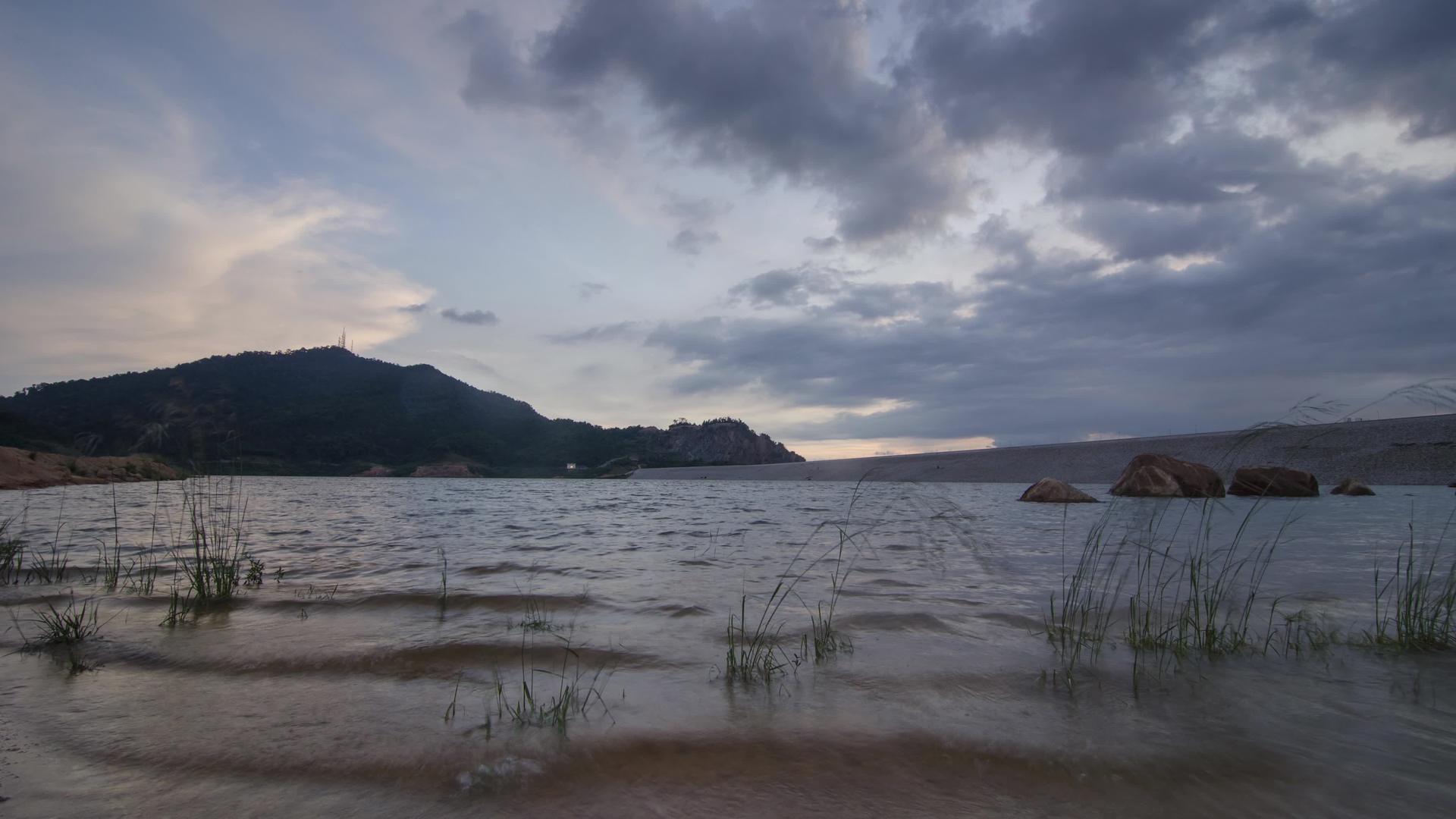双广湖大坝视频的预览图