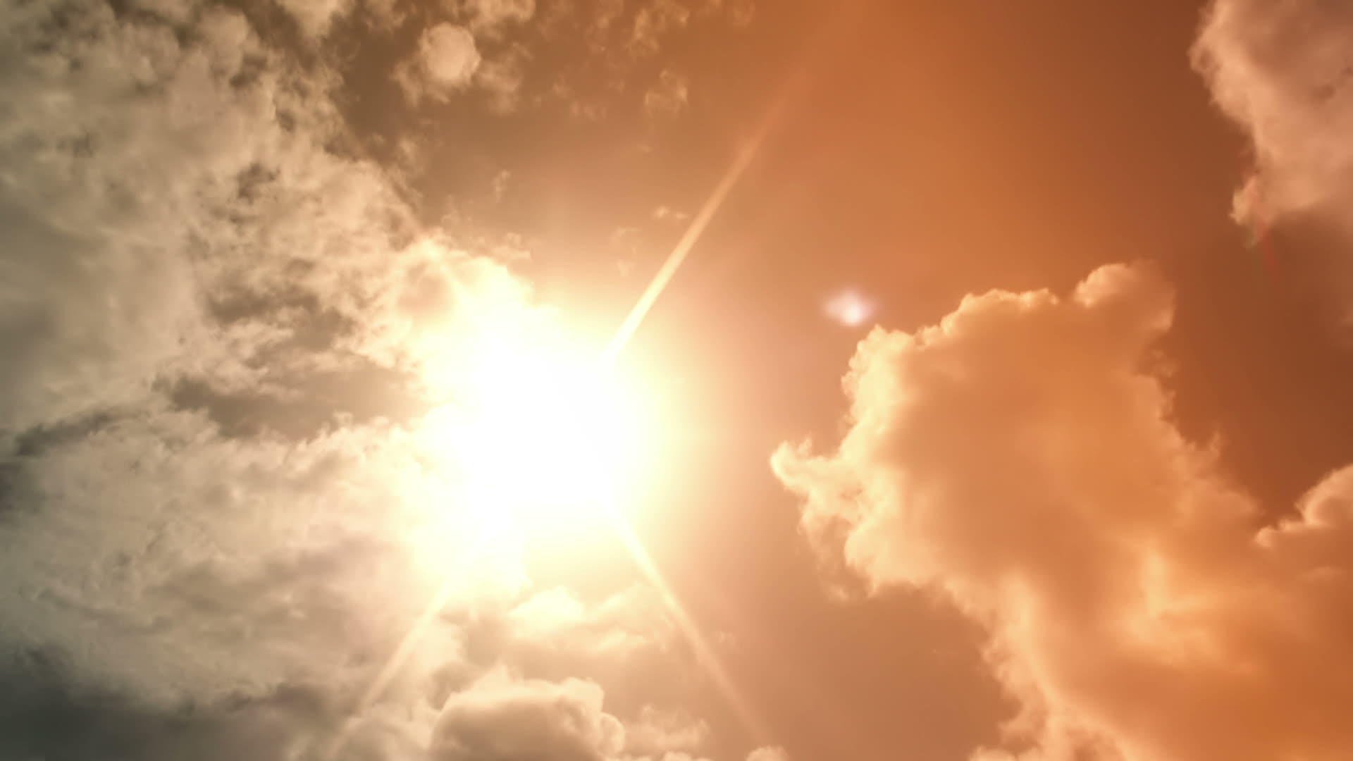 太阳和白云视频的预览图