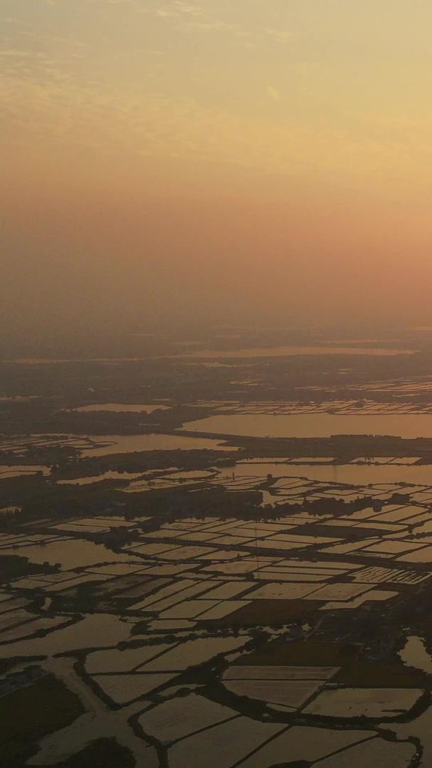 拍摄江苏苏州太湖夕阳视频的预览图
