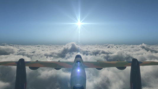 旧飞机在云层飞行4公里视频的预览图
