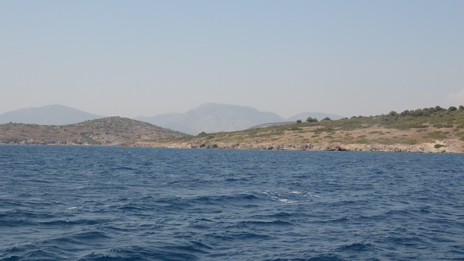 爱琴海以火鸡山区和海岸全景为主视频的预览图