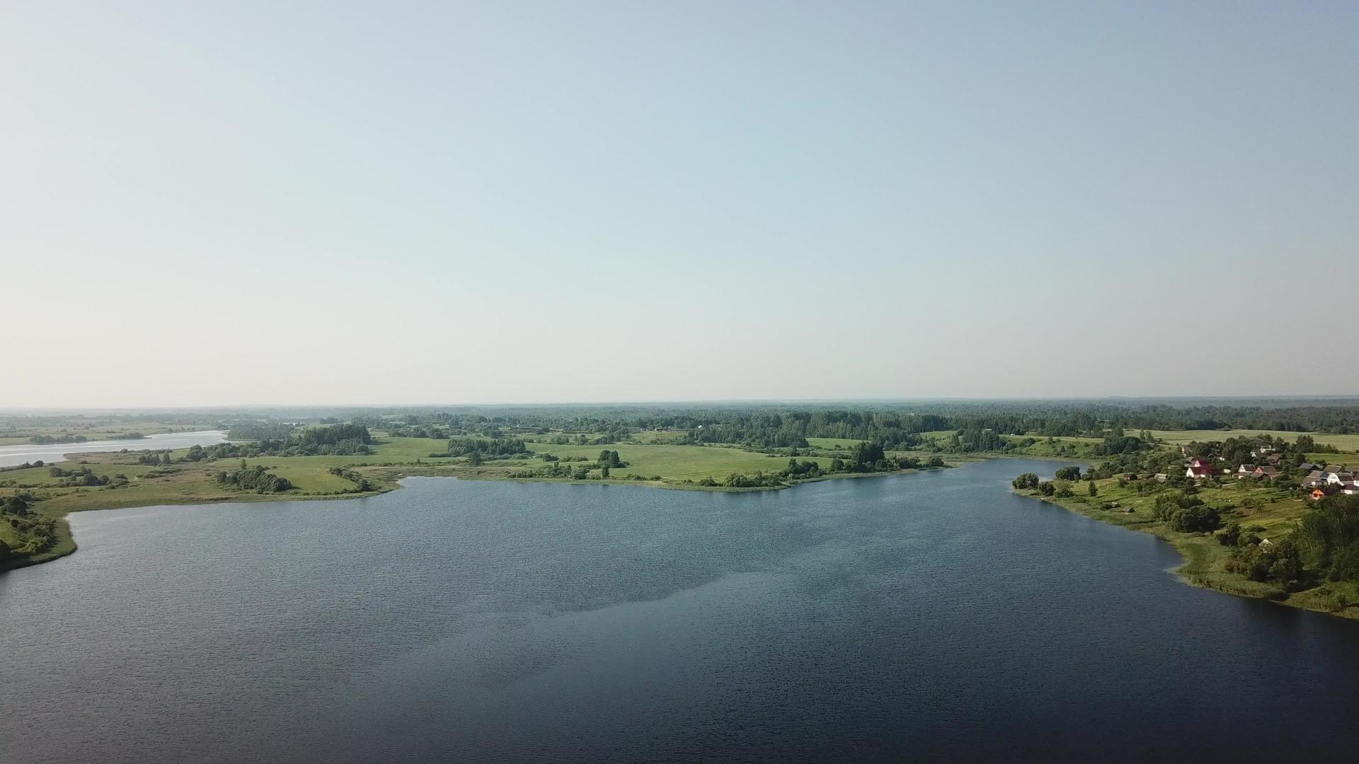 美丽的奥斯托文斯科湖风景09视频的预览图