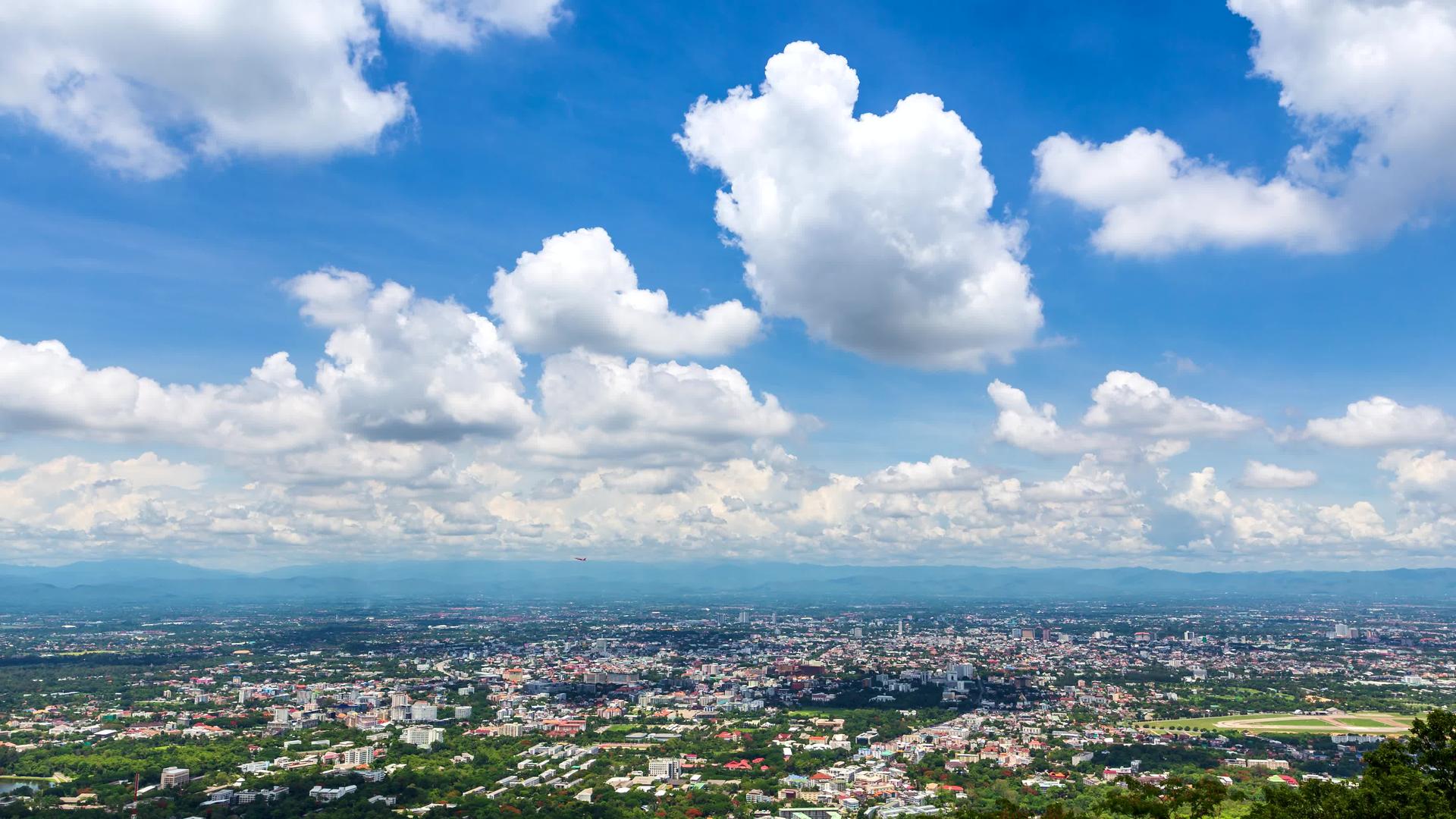 泰国清迈城市景观地标高点4K随着时间的斜视频的预览图