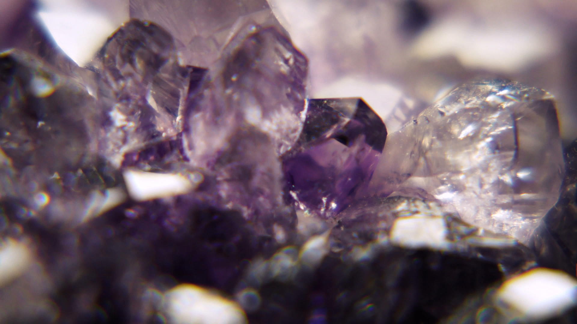 矿物晶体视频的预览图