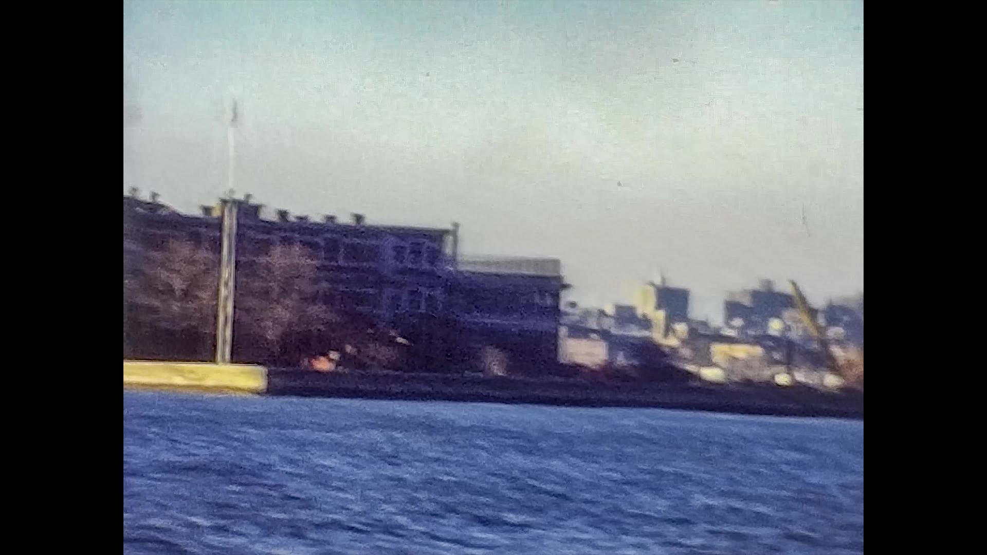 纽约1975年Hudson河视频的预览图