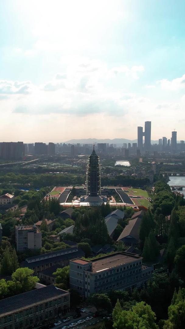 航拍南京大报恩寺全景视频的预览图