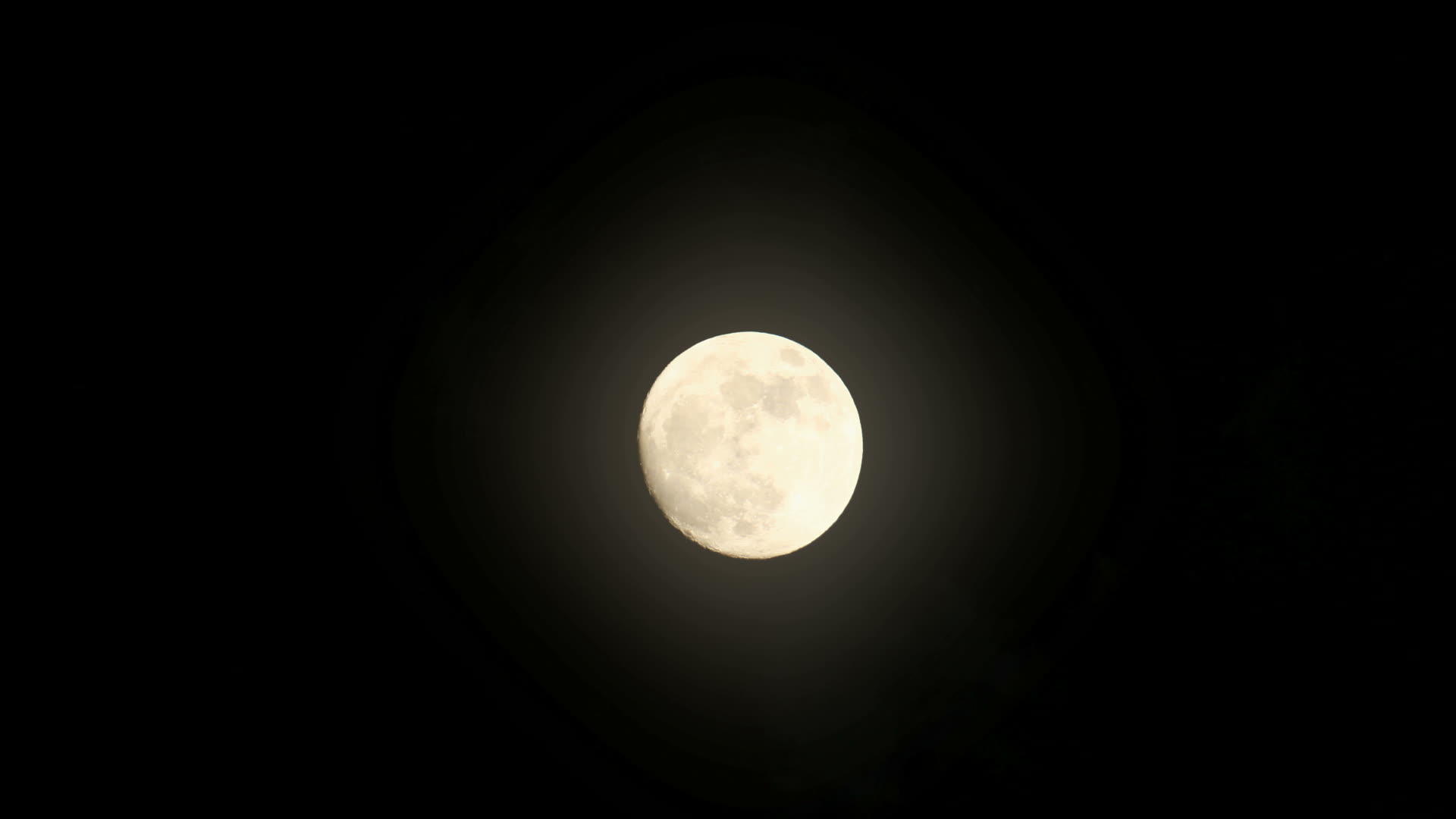月亮时间间隔视频的预览图