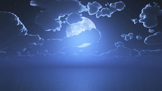 夜晚在海上的月亮下视频的预览图