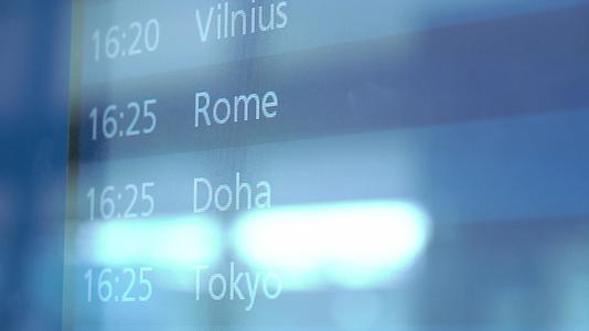 机场时间表离境航班信息更新国际航班ACONF.197视频的预览图