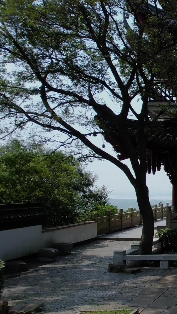 安徽省5A长江采石矶文化生态旅游景点三台阁航拍视频视频的预览图