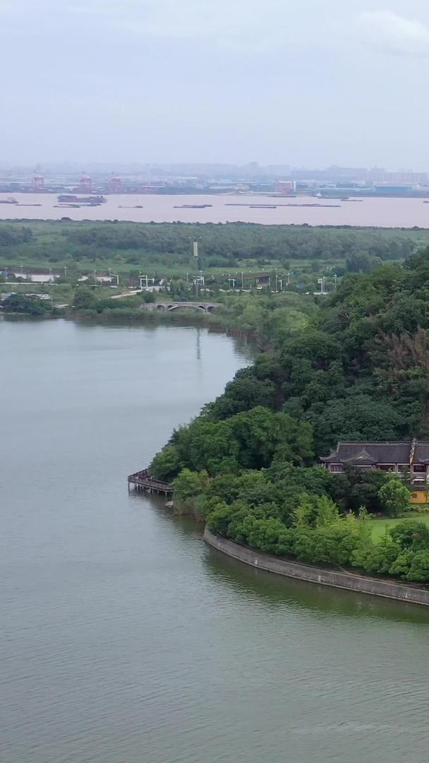 江苏省焦山风景区风景景区视频的预览图