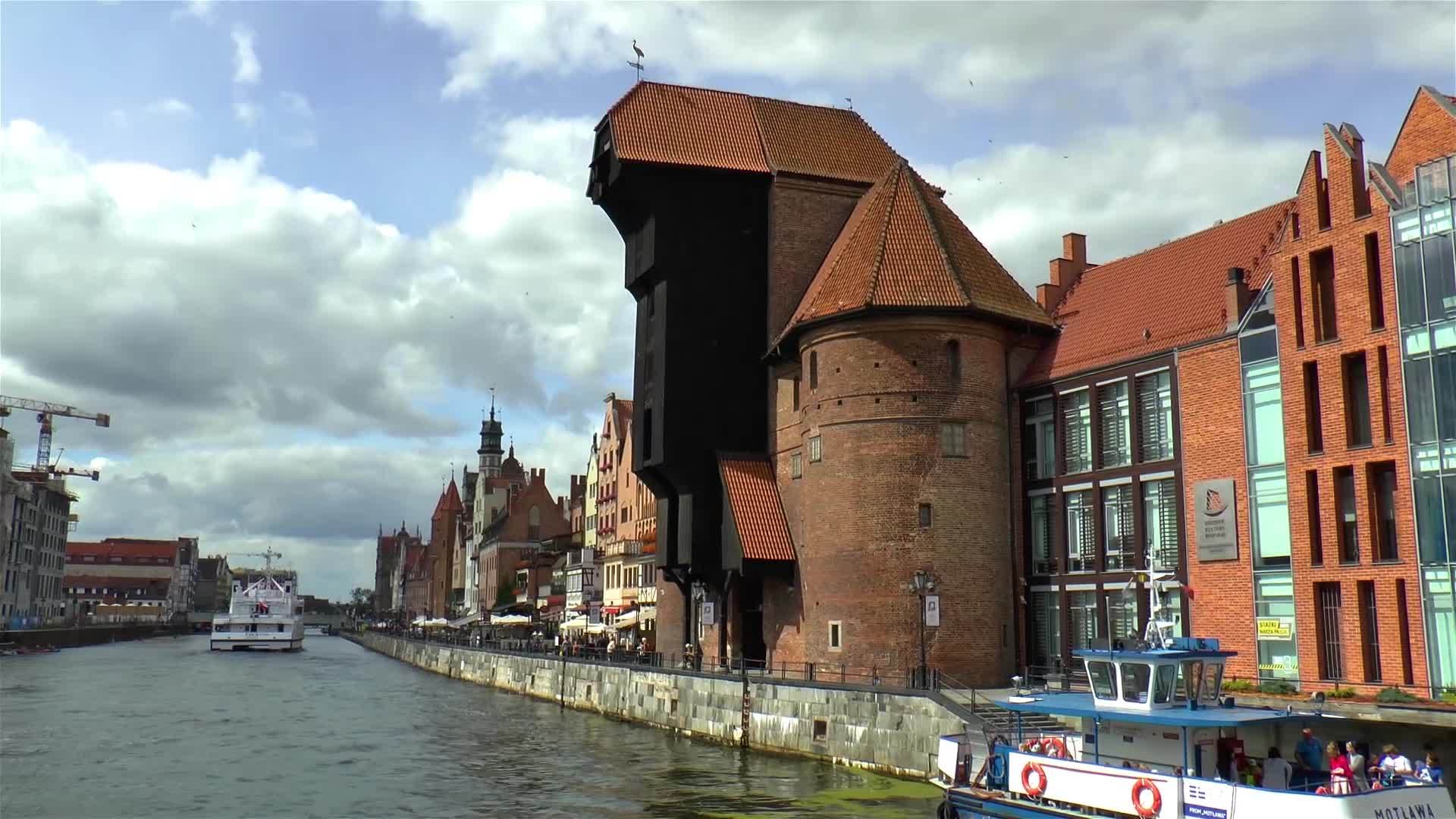 加仑离开gdanskpoland视频的预览图