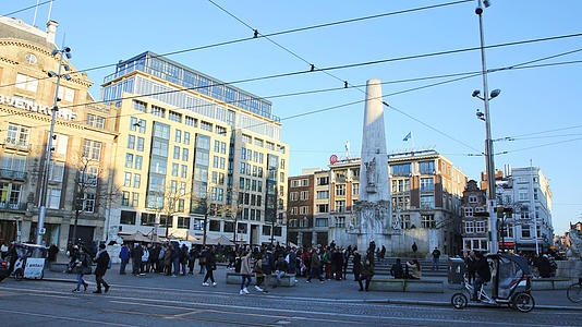 荷兰阿姆斯特丹水坝广场视频的预览图