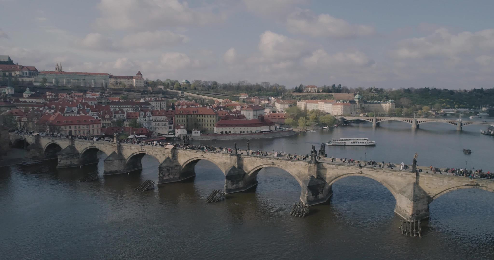 Charles桥prague捷克Republic4k视频的预览图