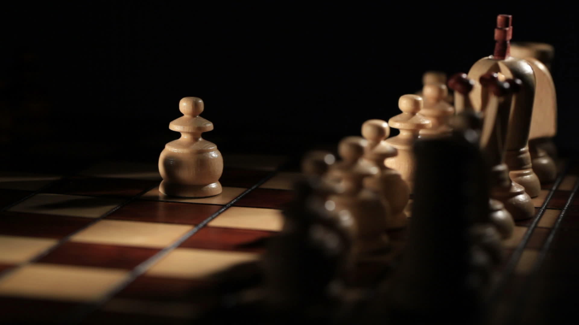 象棋游戏开始白色移动视频的预览图
