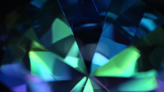 彩色旋转钻石蓝宝石12视频的预览图