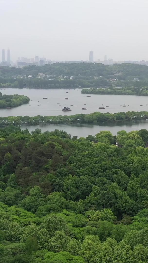 杭州西湖苏堤风景航拍视频视频的预览图