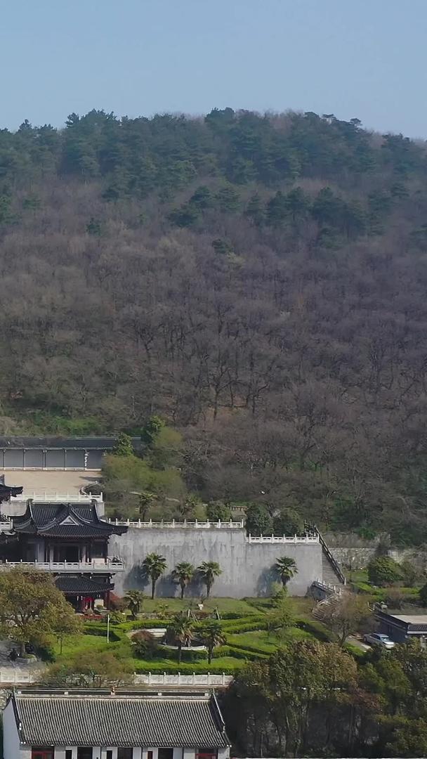 茅山印宫国家5A级景区老子神像航拍近景视频近景视频的预览图