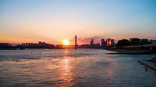 福州闽江鼓山大桥城市日落延时摄影视频的预览图