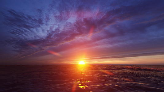 美丽的海边橙色日落视频的预览图