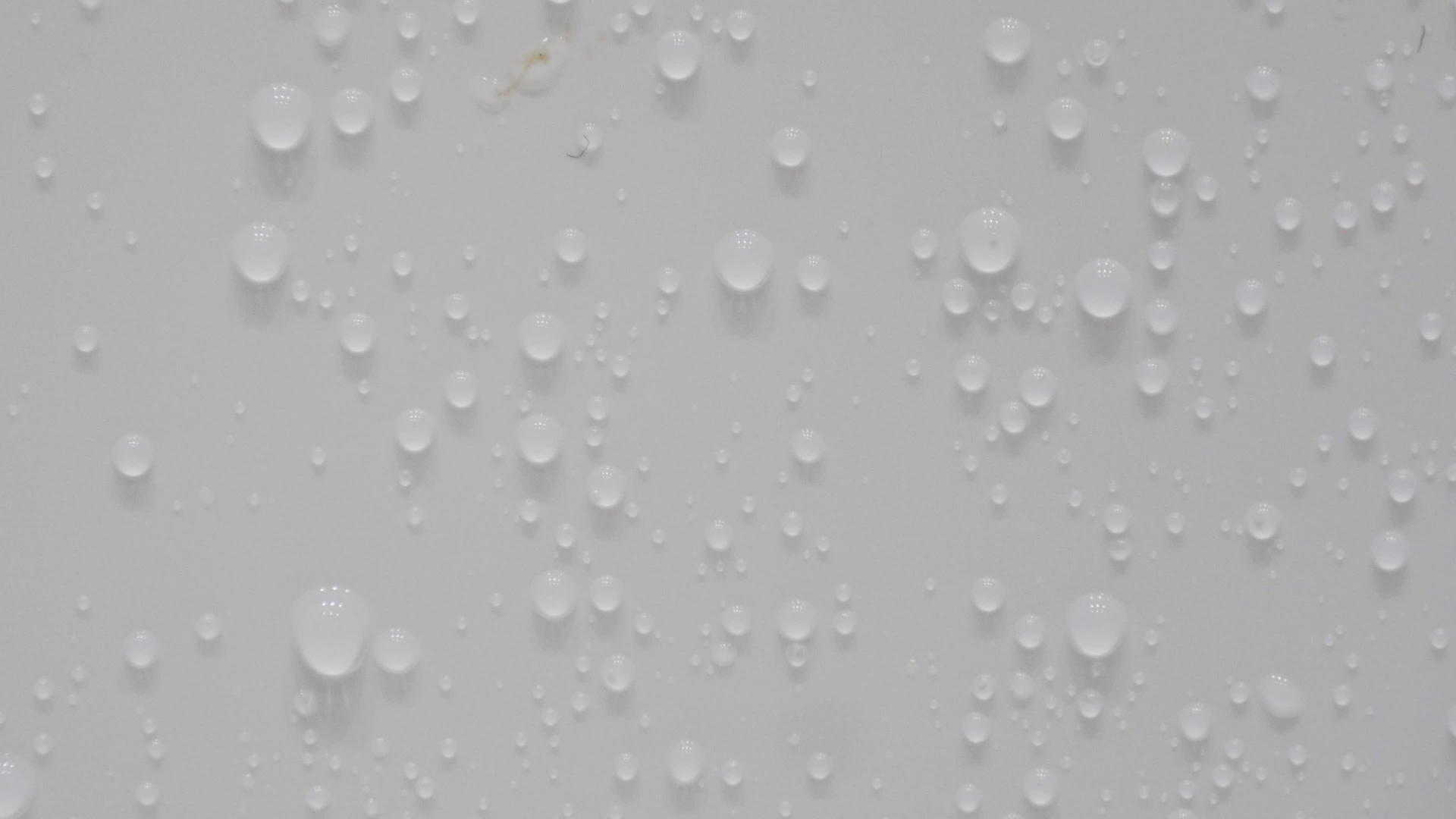 水滴的白色表面视频的预览图