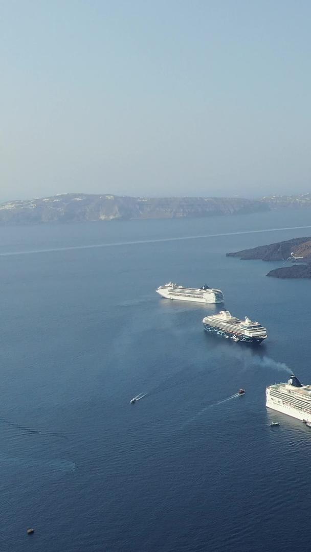 爱琴海上航拍游轮视频的预览图