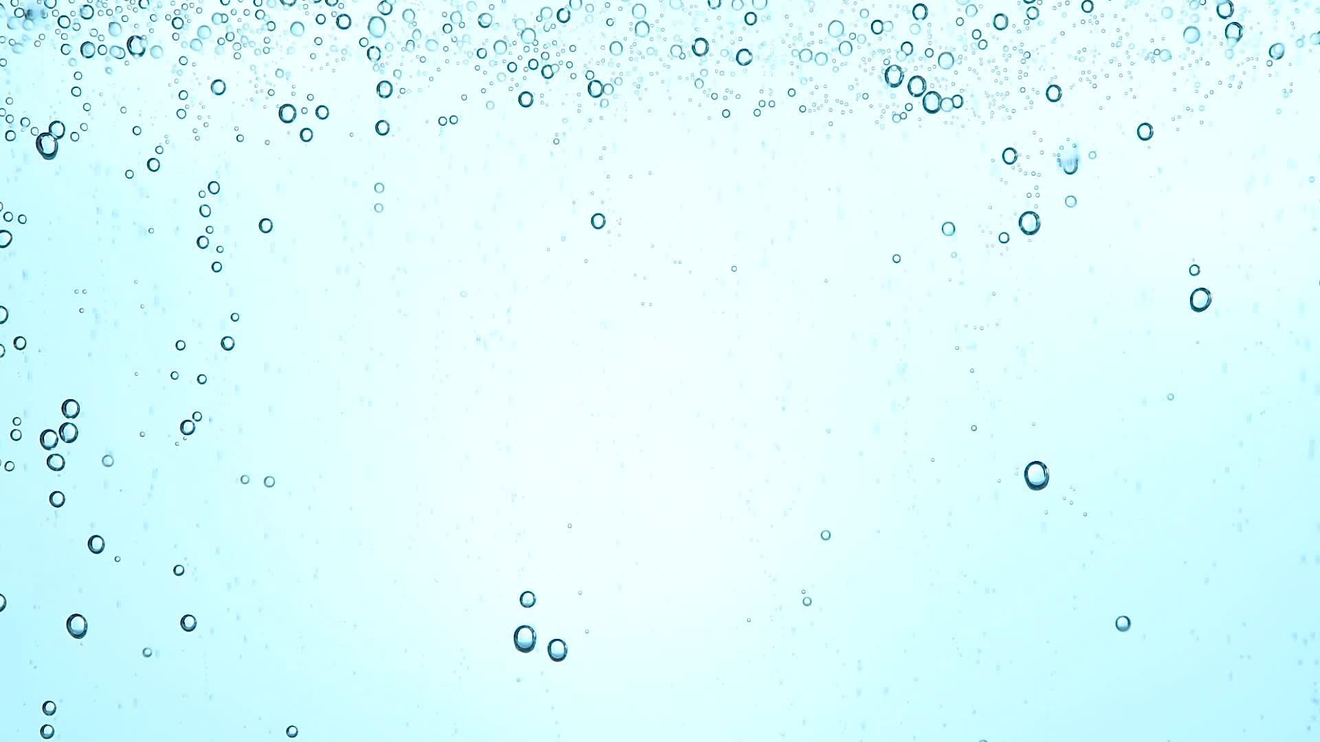玻璃中闪亮水的紧密背景视频的预览图