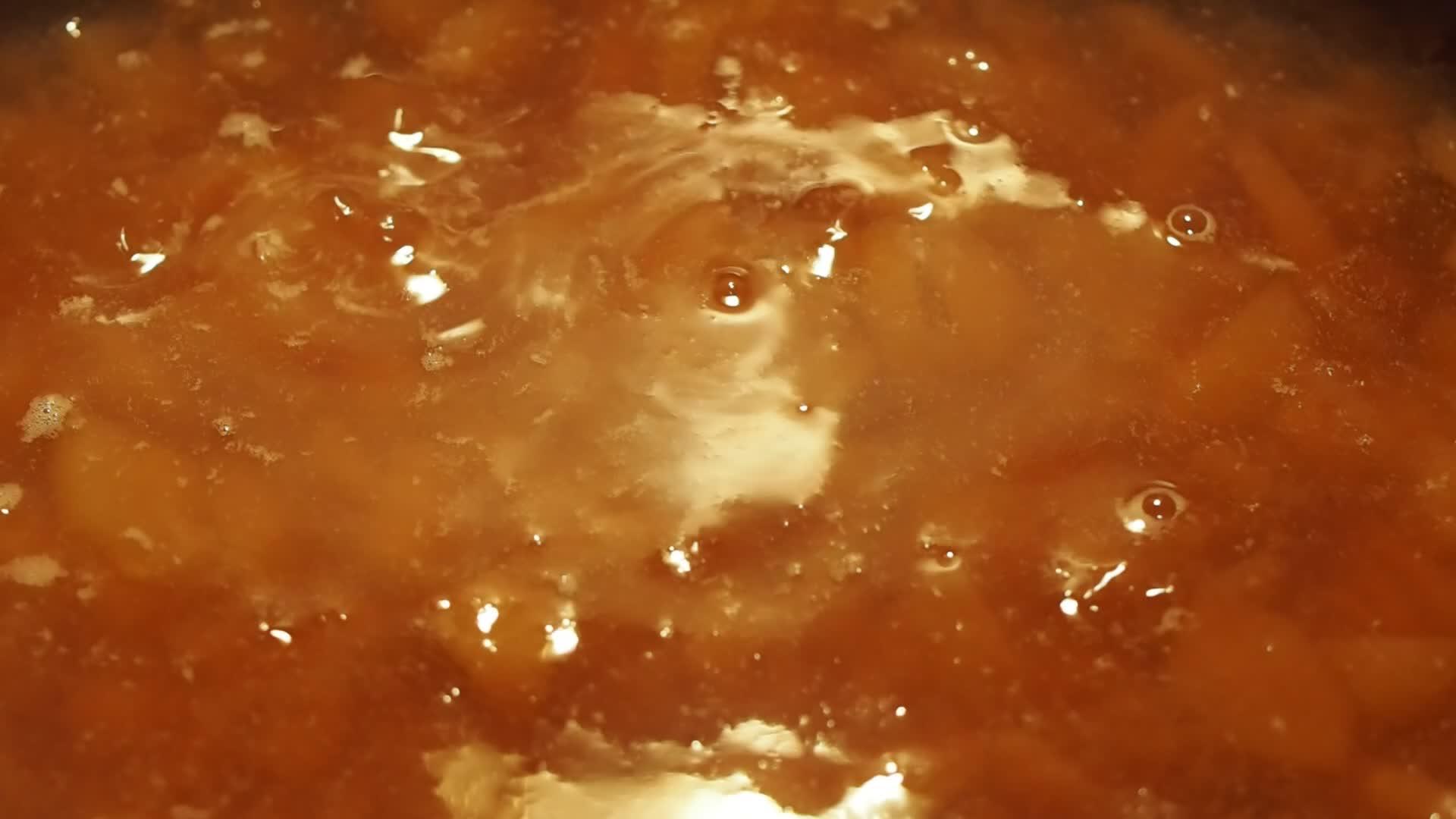 水果果酱制作视频的预览图