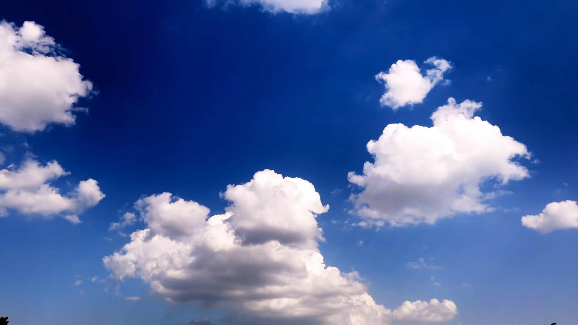 云彩延时摄影视频的预览图
