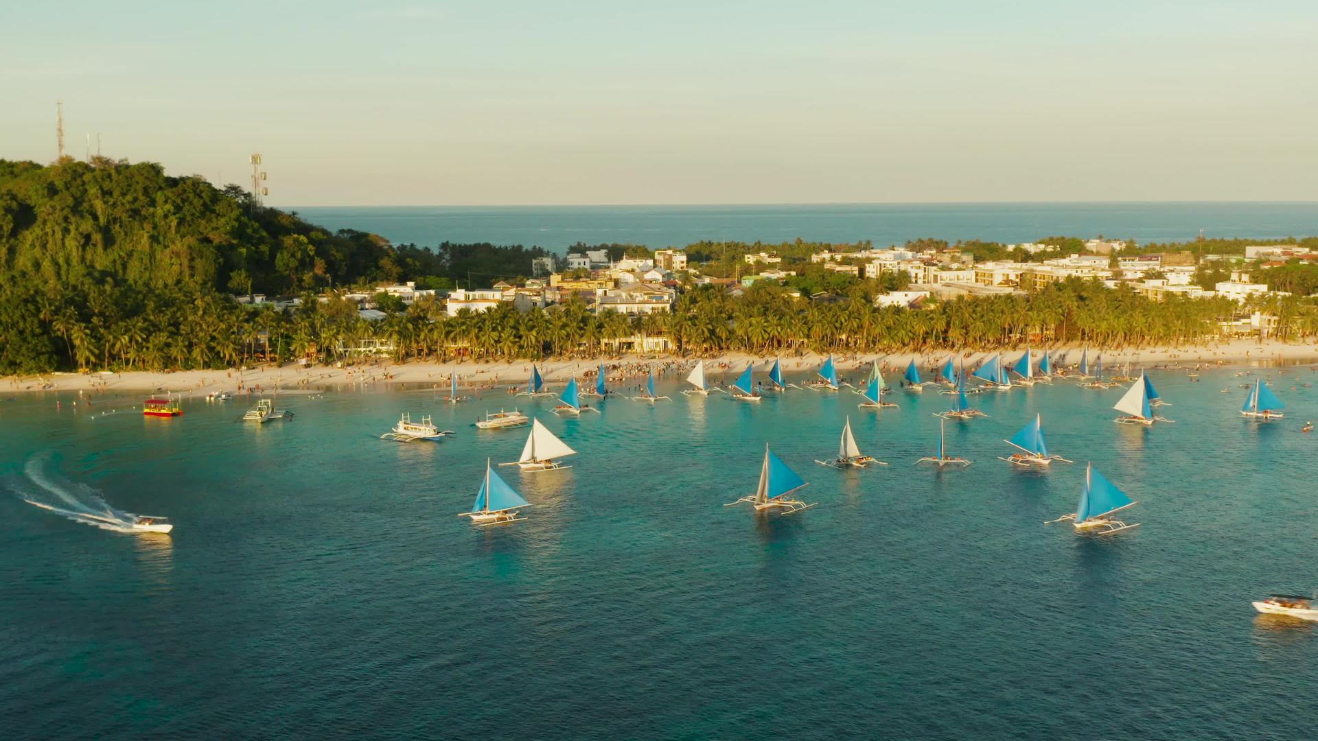 热带海滩和帆船波拉卡河菲里平坦视频的预览图