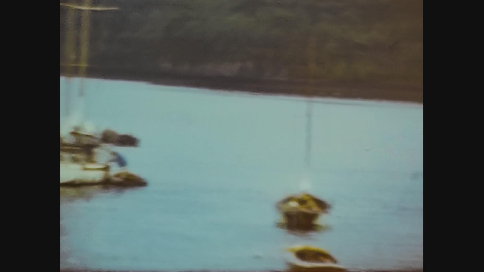 1966年统一国家河上的帆船视频的预览图
