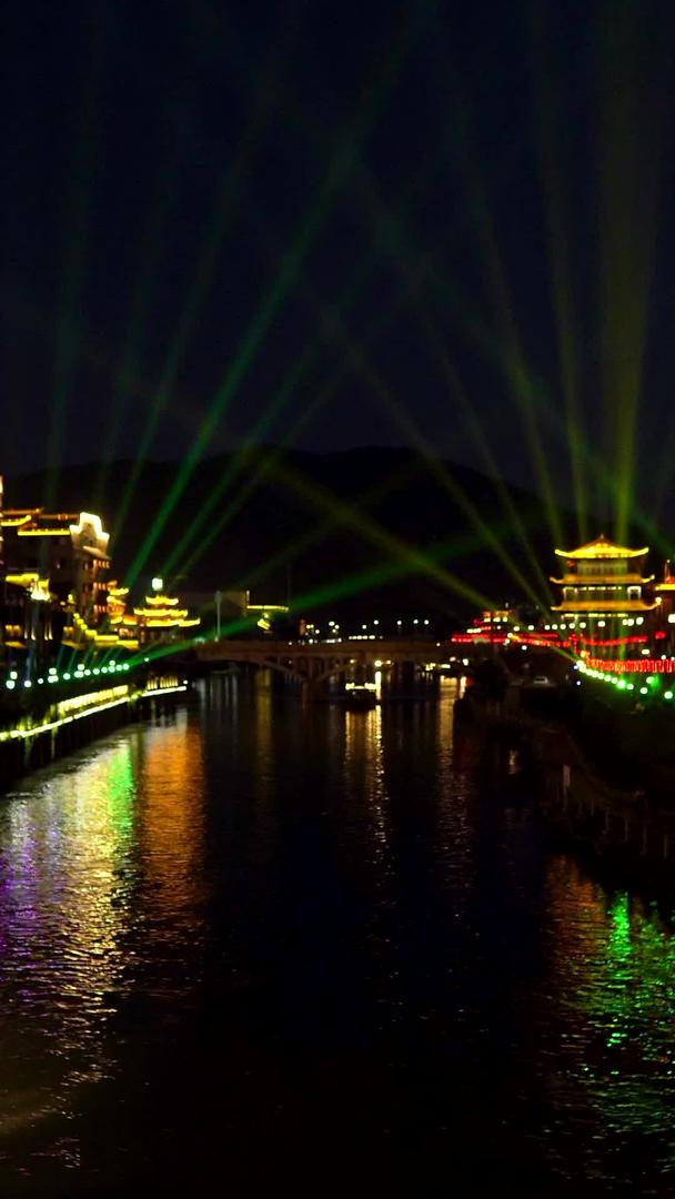 福建长汀古城夜景灯光秀视频的预览图