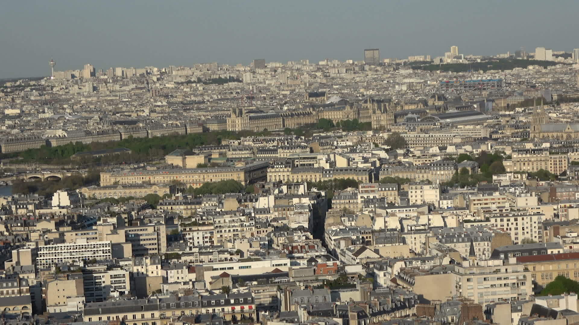 巴黎全景缩小视频的预览图