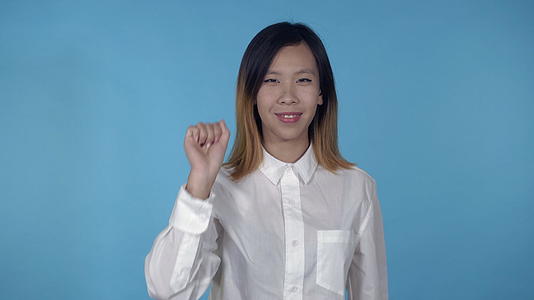 美丽的韩国女性标志视频的预览图