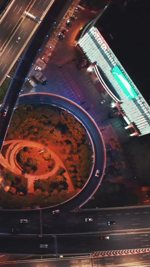 风景城市夜景交通道路色彩灯光素材视频的预览图