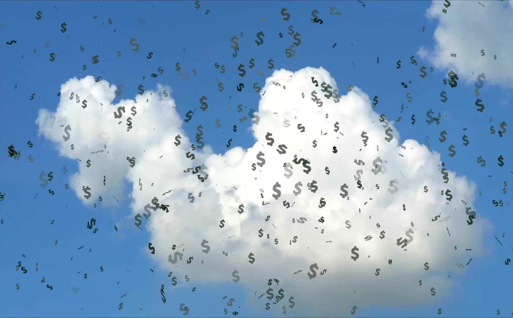 金钱和白云漂浮在空中蓝天中视频的预览图