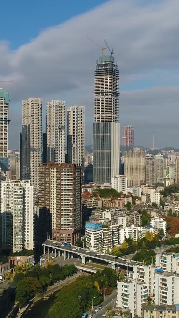 高楼航拍贵阳市中心视频的预览图