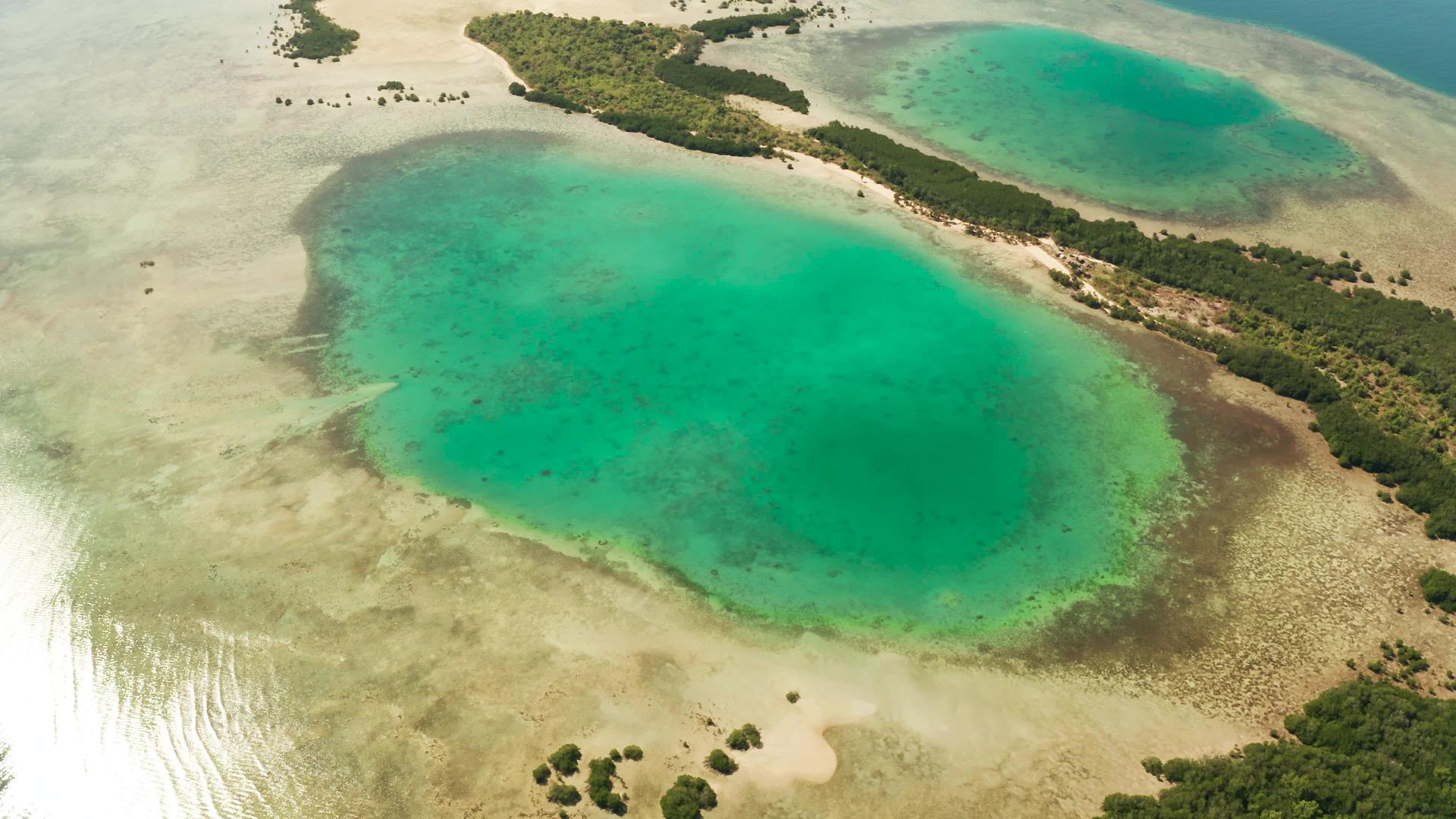 古拉旺岛菲利平群岛的海湾视频的预览图